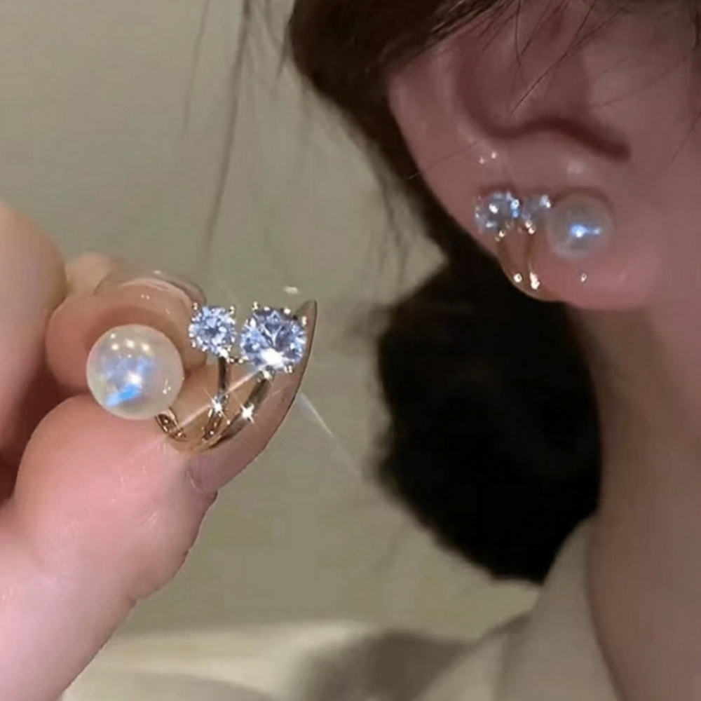 Sparkling Rhinestone Pearl Earrings - Picture 5 of 5